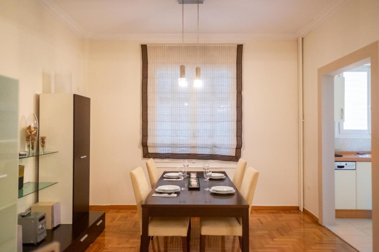 Two Bedroom Apt In Syntagma - Ermou Area Athén Kültér fotó