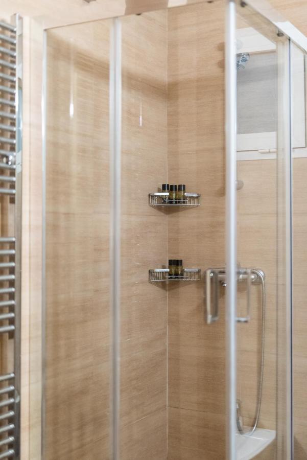 Two Bedroom Apt In Syntagma - Ermou Area Athén Kültér fotó