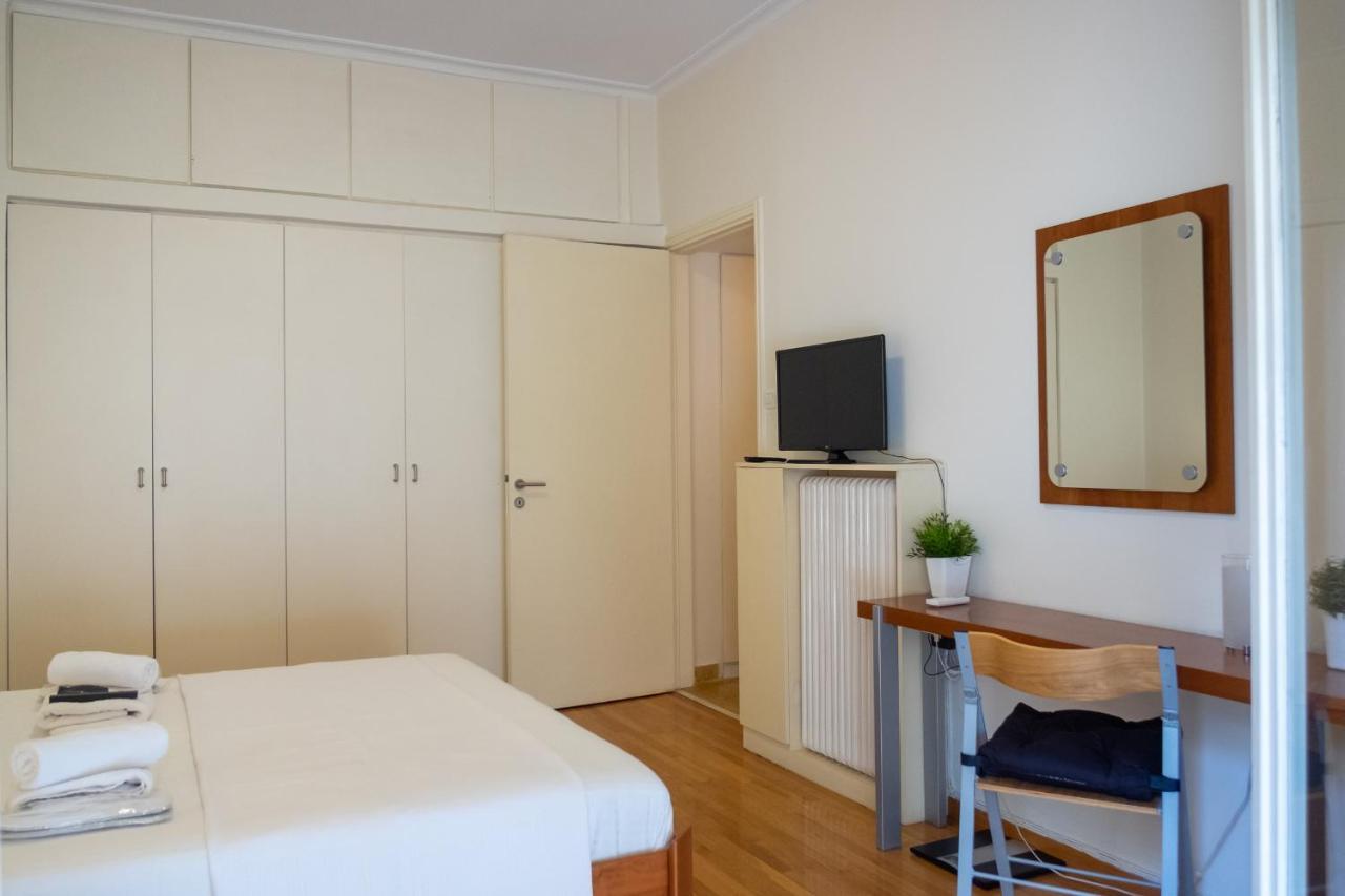 Two Bedroom Apt In Syntagma - Ermou Area Athén Kültér fotó