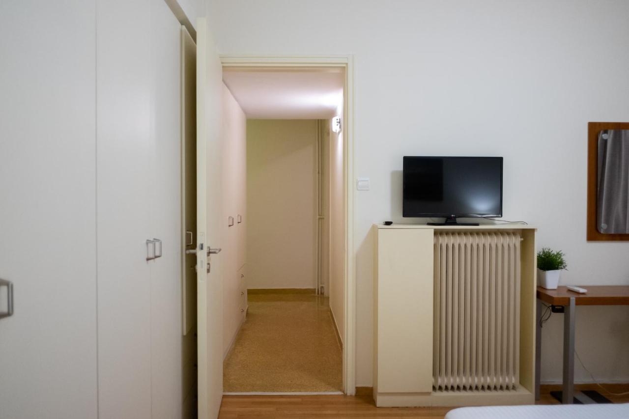 Two Bedroom Apt In Syntagma - Ermou Area Athén Kültér fotó