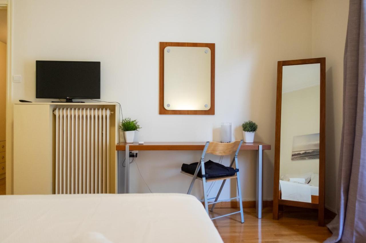 Two Bedroom Apt In Syntagma - Ermou Area Athén Kültér fotó