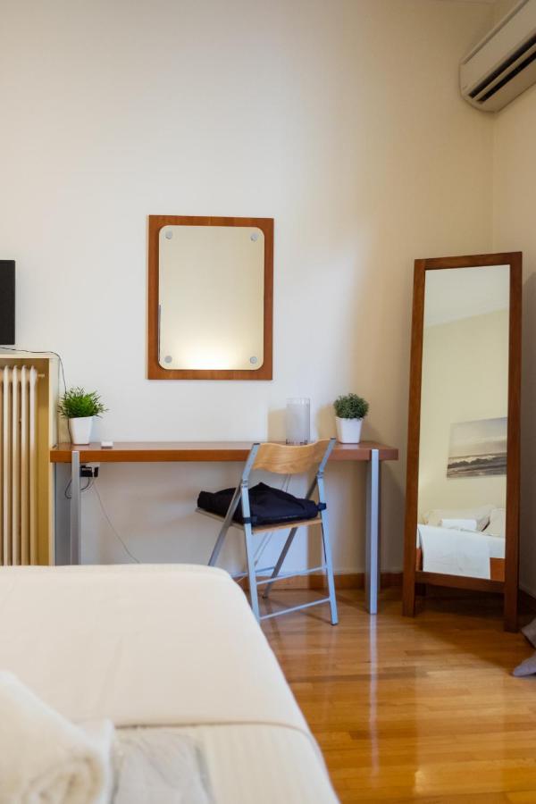 Two Bedroom Apt In Syntagma - Ermou Area Athén Kültér fotó